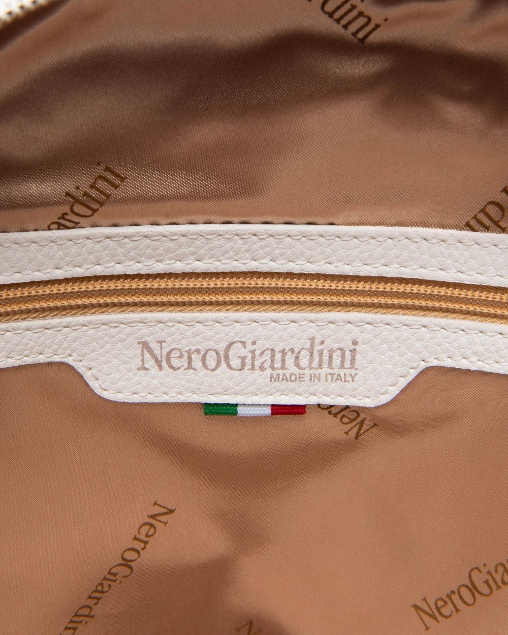 Nero Giardini E543932D Zainetto da Donna in Materiale Tecnico bianco