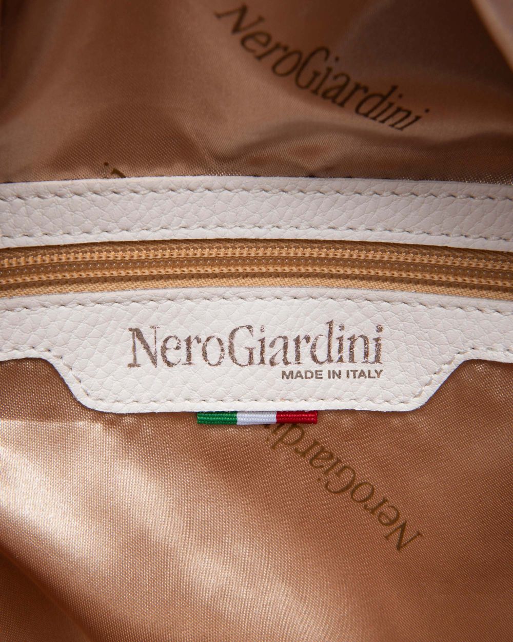 Nero Giardini E543938D Borsa a Tracolla da Donna in Materiale Tecnico bianco