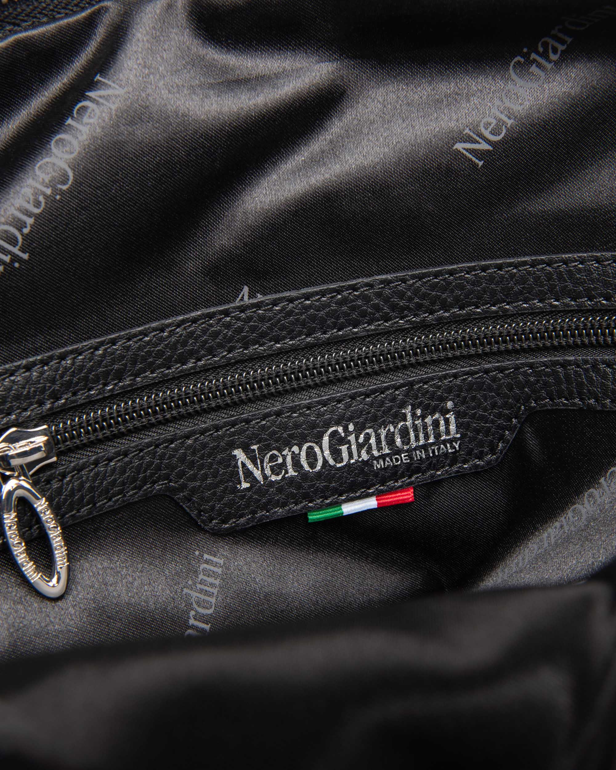 Nero Giardini I443831D Zainetto da donna in materiale tecnico nero