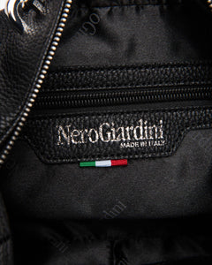 Nero Giardini I443862D Borsa a tracolla da donna in materiale tecnico nero