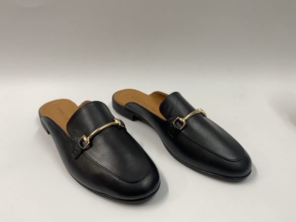 EPOCHE' XI 121 SABOT IN NAPPA NERA CON MORSETTO DORATO