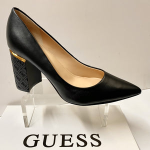 GUESS FL5PIA DECOLLETE IN PELLE NERO CON TACCO STAMPA 4G LOGO SUL TACCO