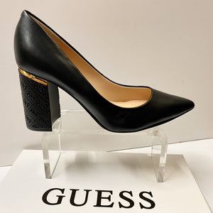 GUESS FL5PIA DECOLLETE IN PELLE NERO CON TACCO STAMPA 4G LOGO SUL TACCO